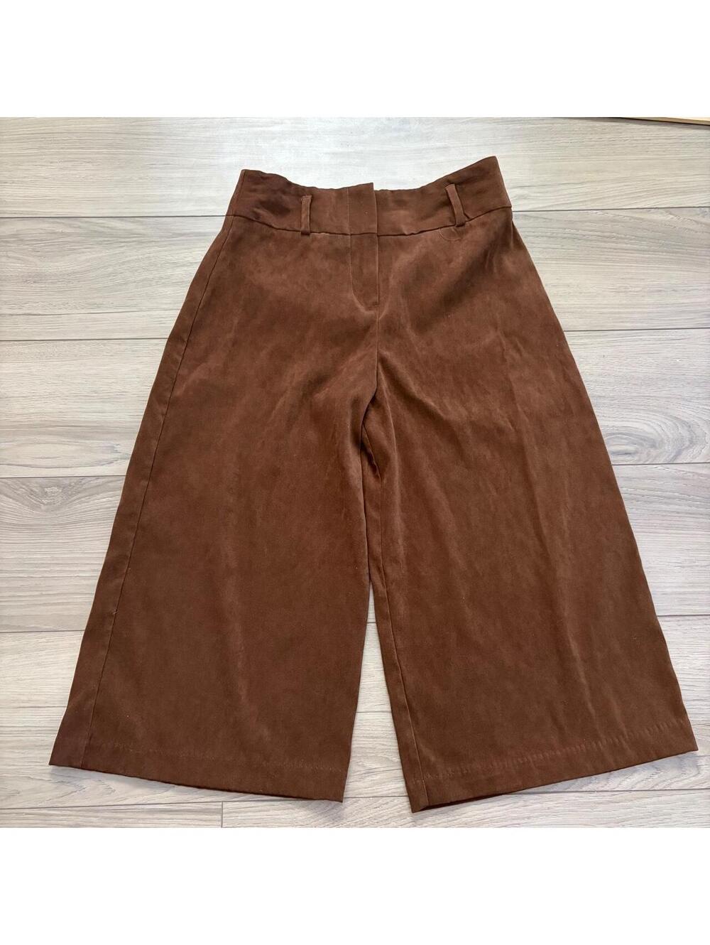Y2K CHIC COQUETTE CAPRIS